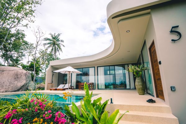 A peaceful villa perspective overlooking the island’s rich and untouched landscape.